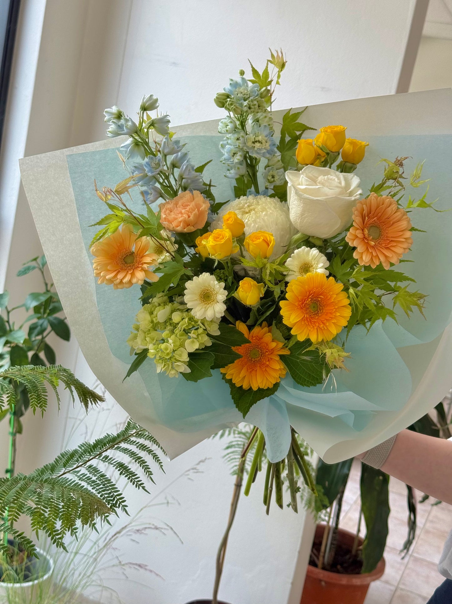 [K-Style] YELLOW / BLUE BOUQUET